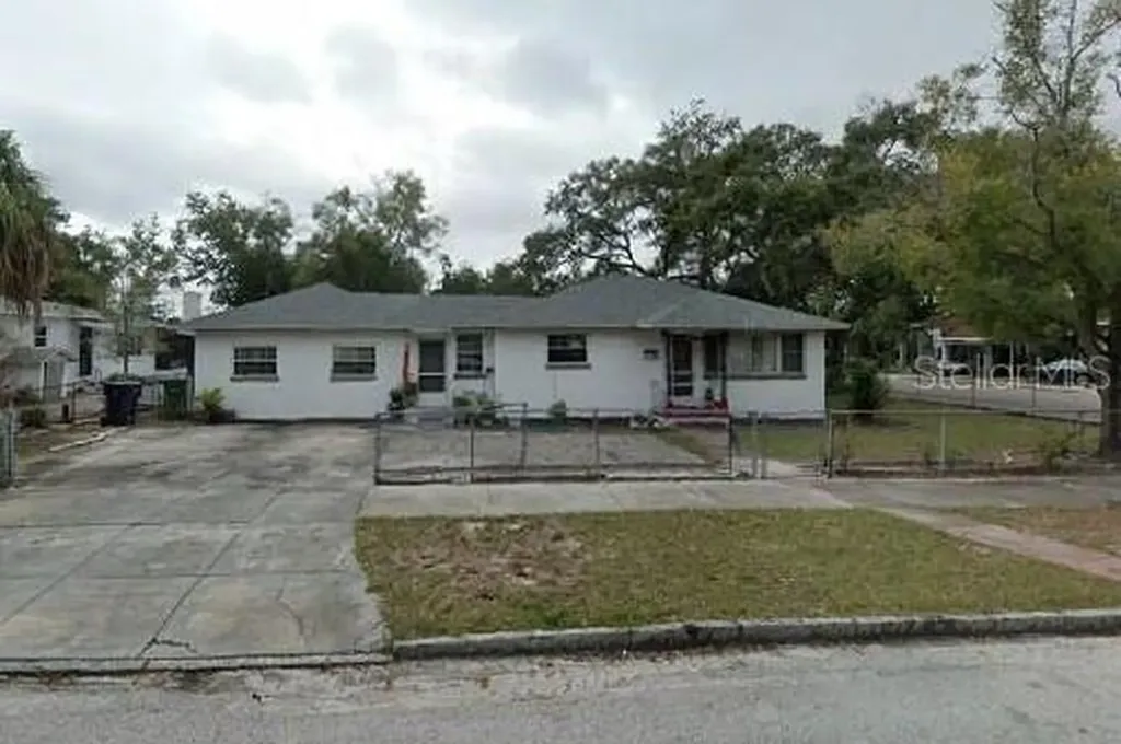 420 W Park Avenue Tampa FL 33602