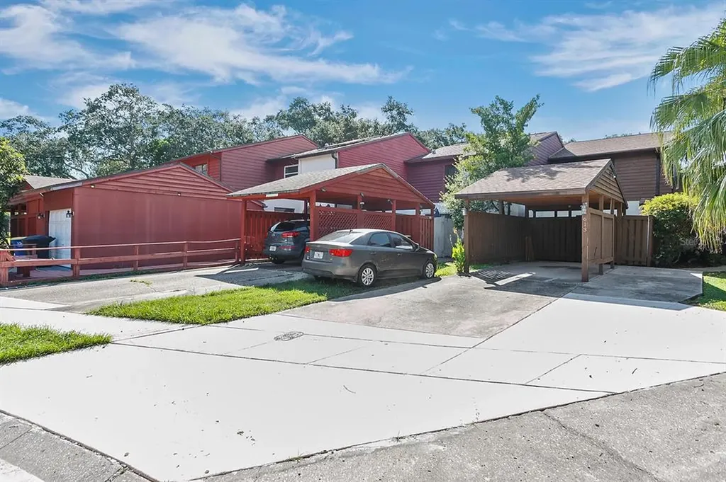 613 Fairwood Forest Drive Clearwater FL 33759