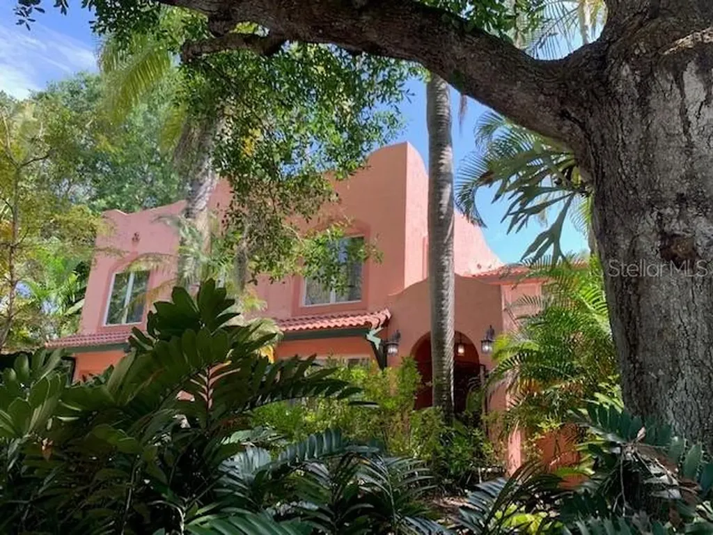 1732 Bay View Drive Sarasota FL 34239