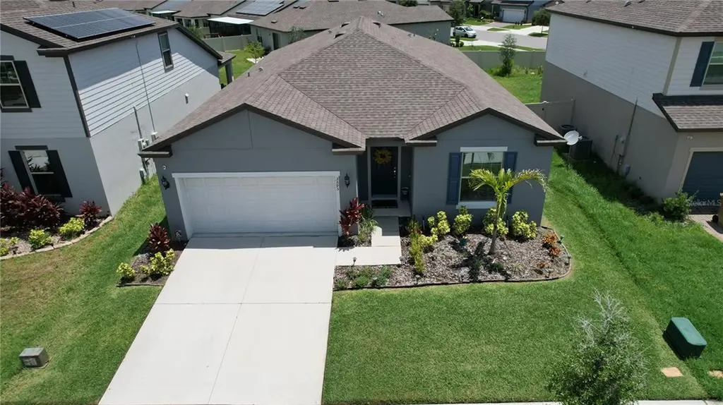 3595 Southern Cross Loop Kissimmee FL 34744