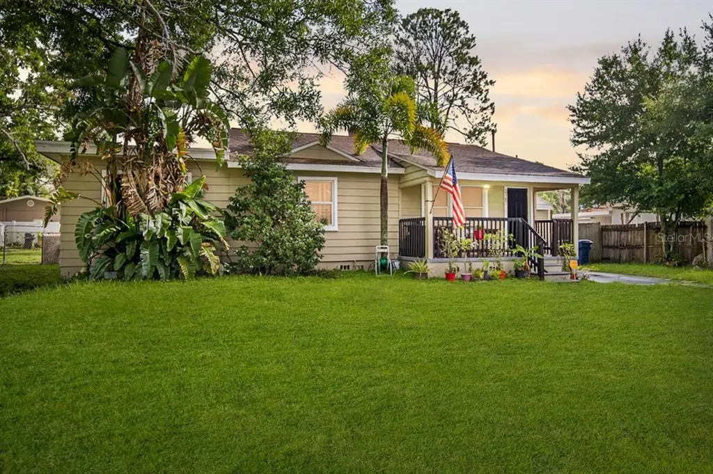 2107 W Ferris Avenue Tampa FL 33603