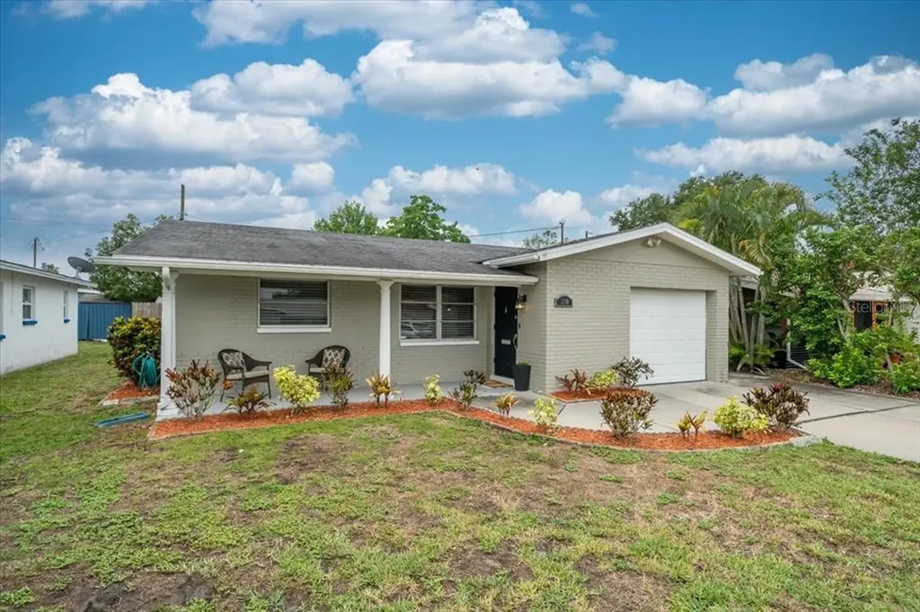5510 18th Avenue N St Petersburg FL 33710