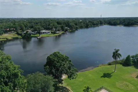 13505 Westshire Drive Tampa FL 33618