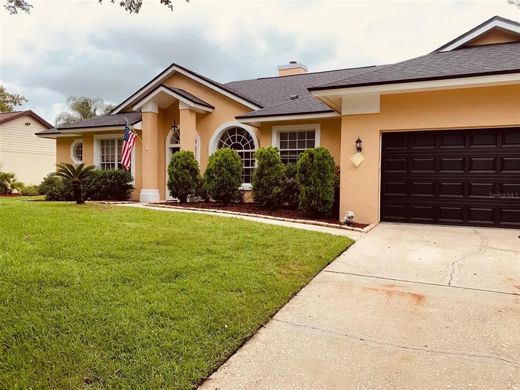 1009 Willa Lake Circle Oviedo FL 32765