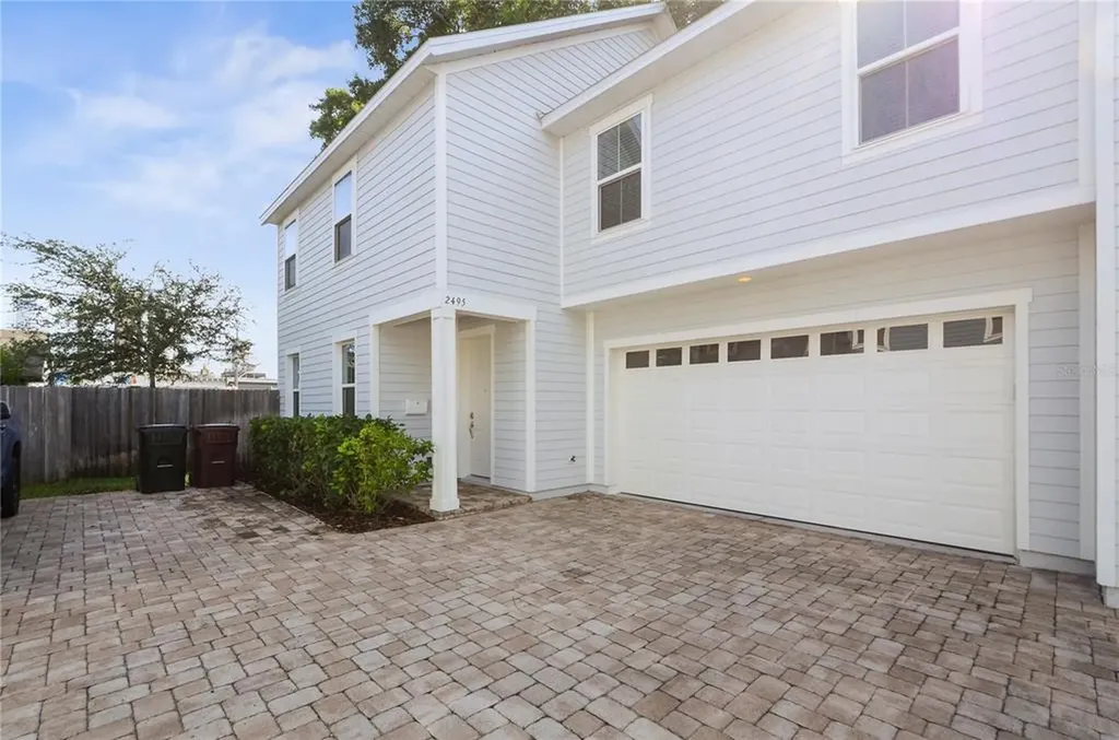 2495 E Jefferson Street Orlando FL 32803