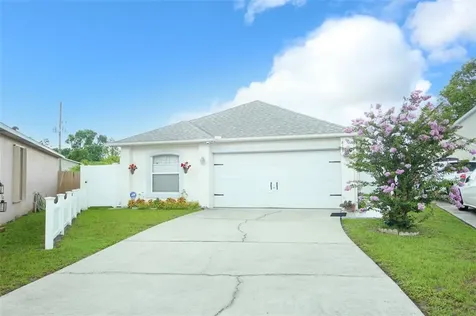8113 Golden Chickasaw Circle Orlando FL 32825