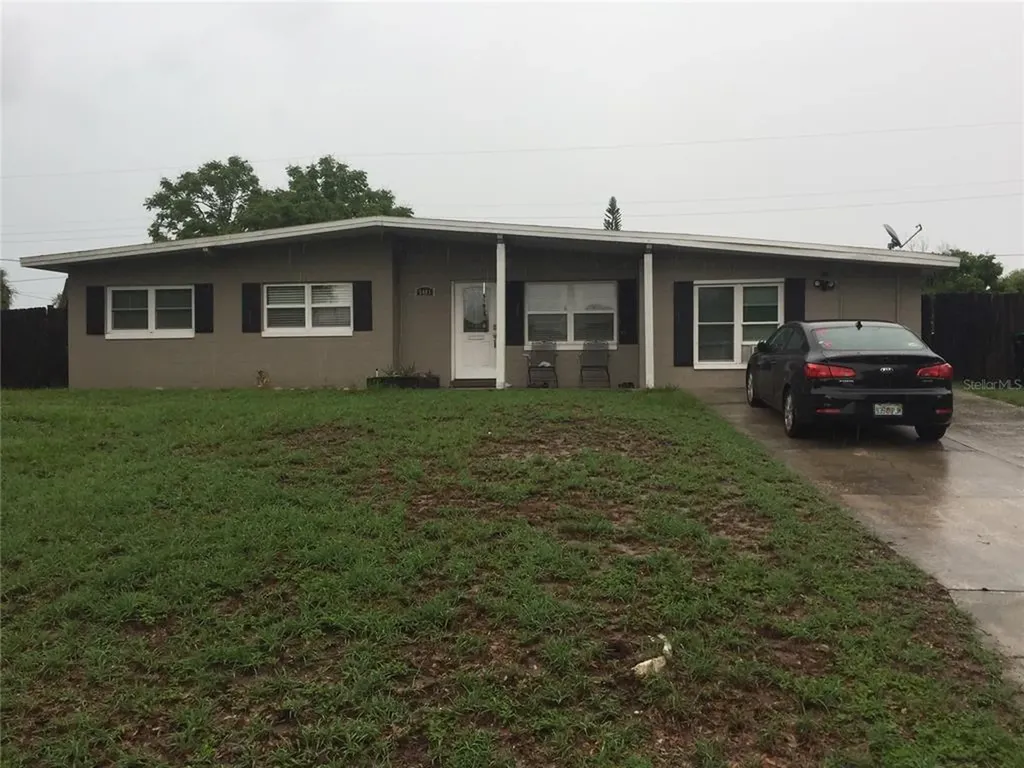 5401 Brereton Avenue Orlando FL 32839