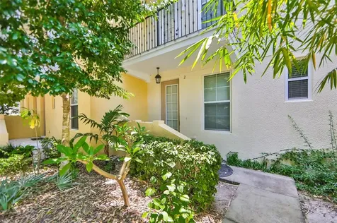 962 Sombra Street Tampa FL 33619