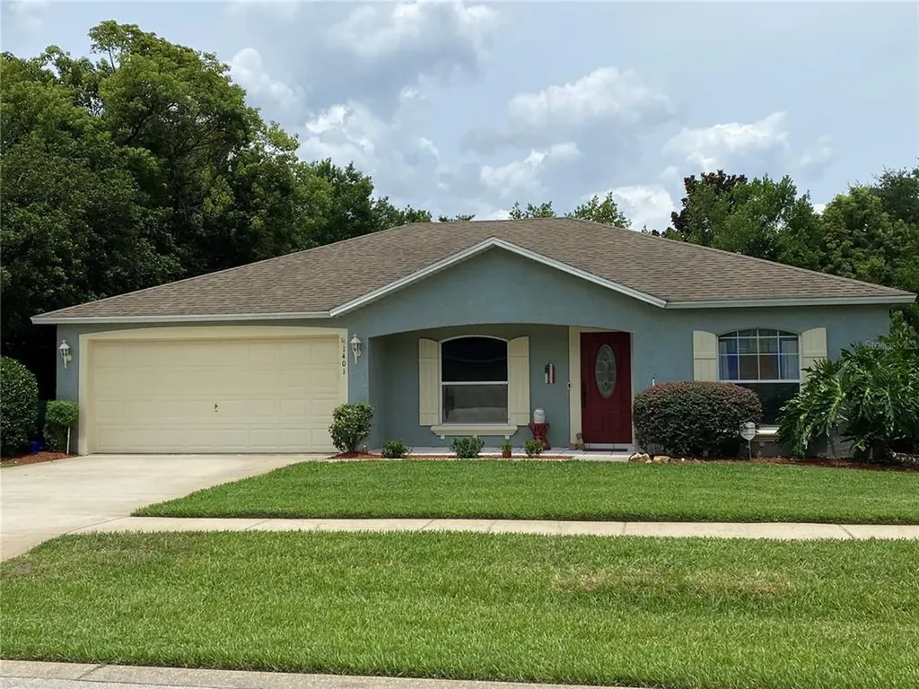 1401 Island Cove Drive Deland FL 32724