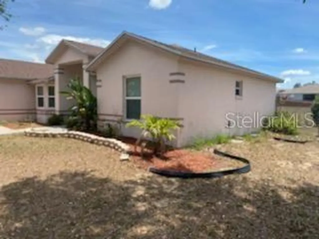 102 Ashley Loop Davenport FL 33837