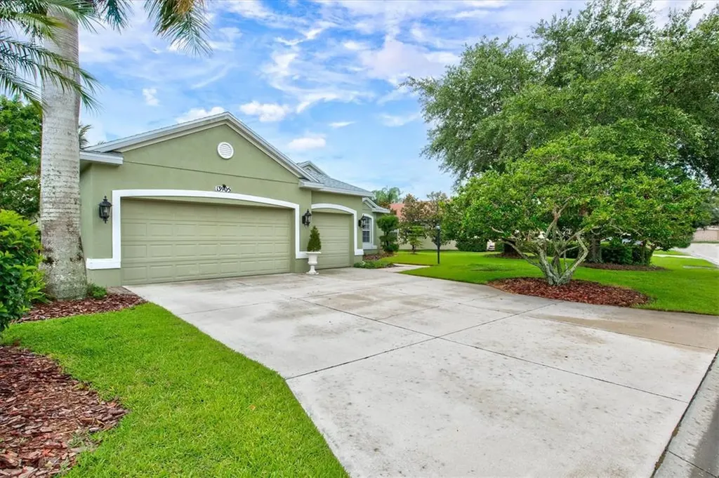 13905 Wood Duck Circle Lakewood Ranch FL 34202
