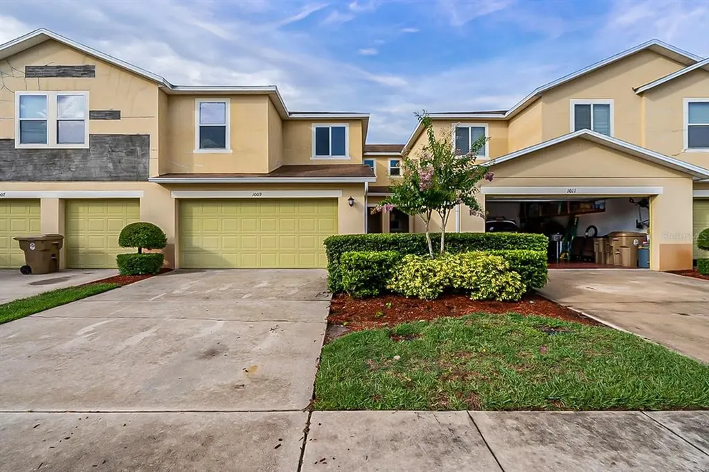 1009 Chalcedony Street Kissimmee FL 34744