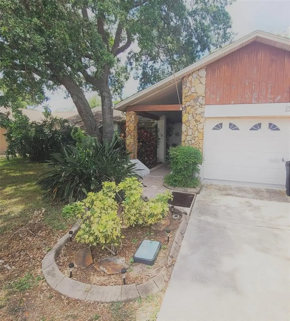 8731 Martinique Lane Port Richey FL 34668