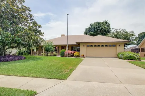 657 Hunters Run Boulevard Lakeland FL 33809