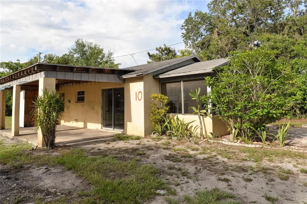 10 Villas Court Lake Wales FL 33898