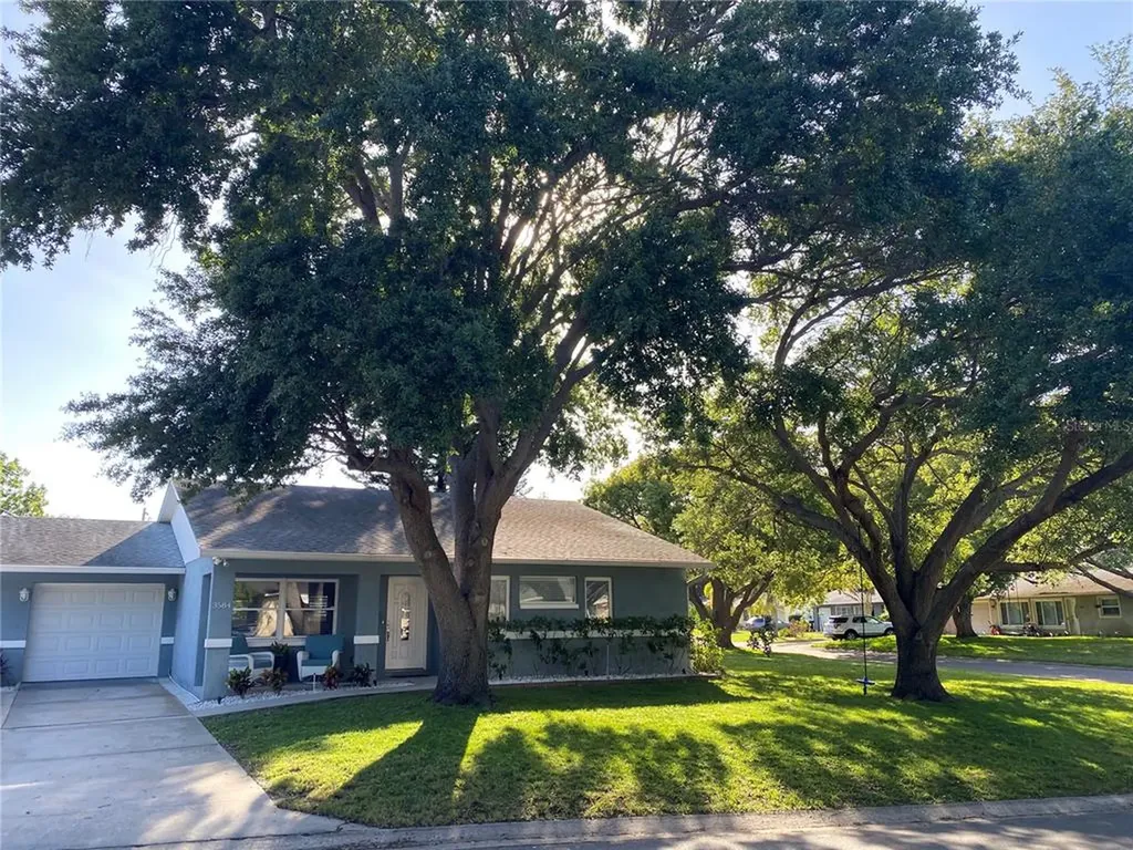 3584 66th Way N St Petersburg FL 33710