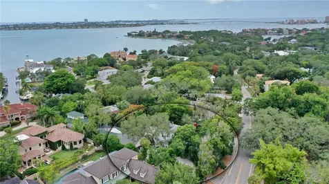 2202 Mcclellan Parkway Sarasota FL 34239