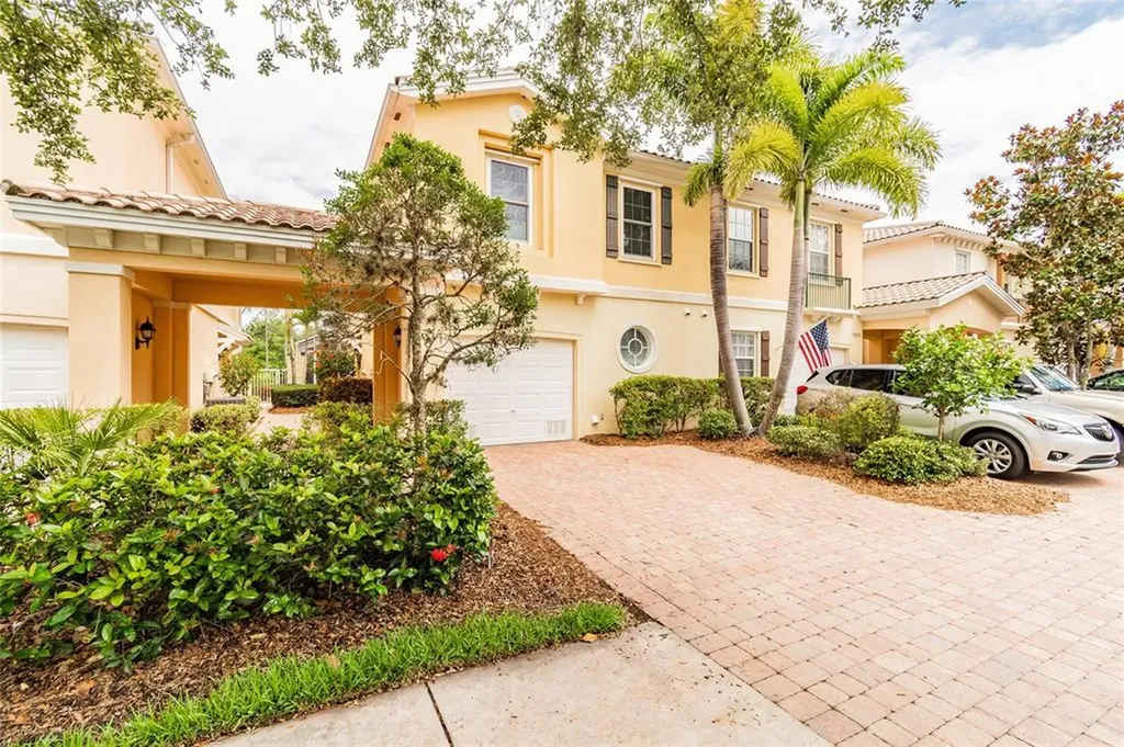 7916 Bergamo Avenue Sarasota FL 34238
