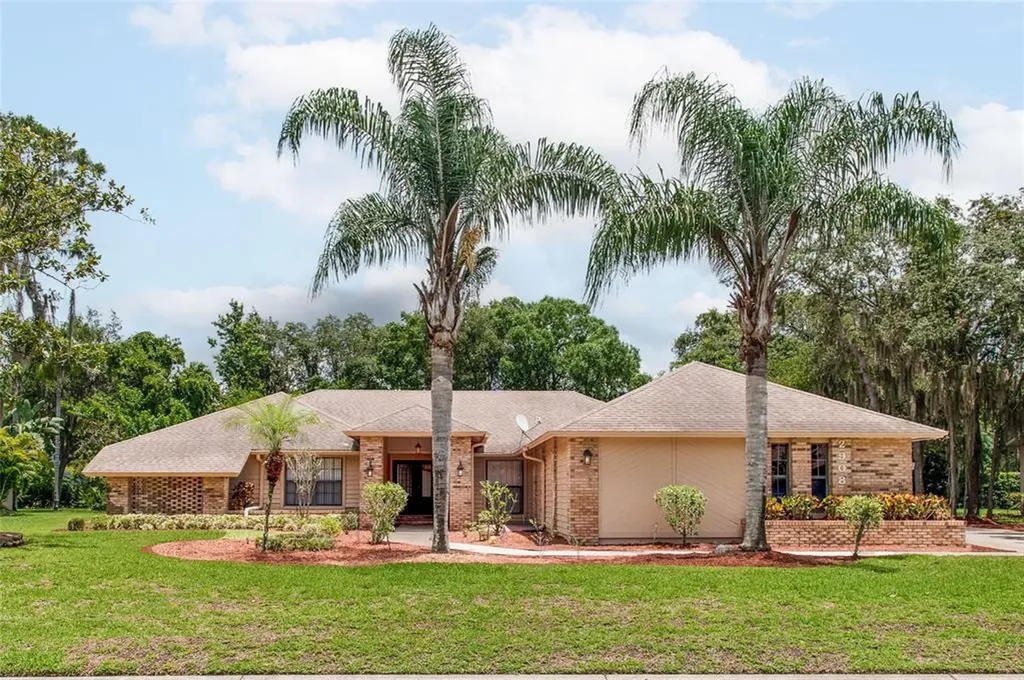 2908 Forest Club Drive Plant City FL 33566