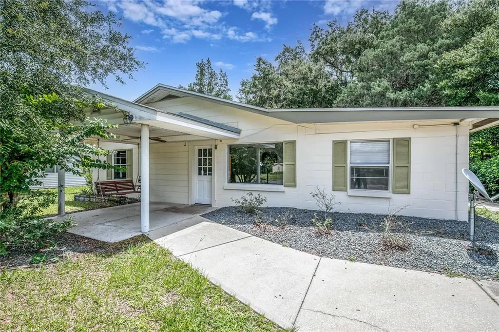 770 N Kentucky Avenue Umatilla FL 32784