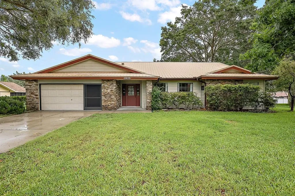 9405 County Road 125b Wildwood FL 34785