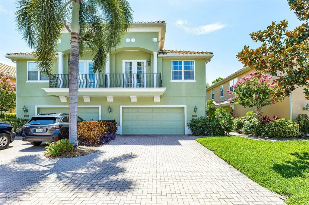168 Banyan Bay Drive St Petersburg FL 33705