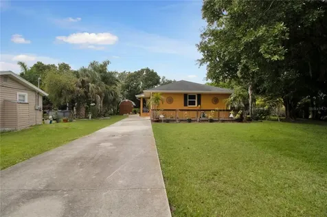 225 W Mckenzie Street Punta Gorda FL 33950