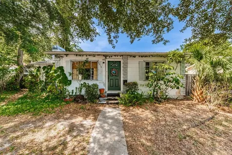6618 Dartmouth Avenue N St Petersburg FL 33710