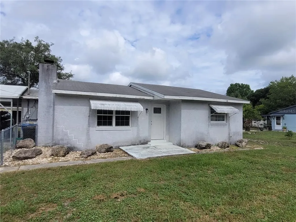 2140 N Kepler Road Deland FL 32724