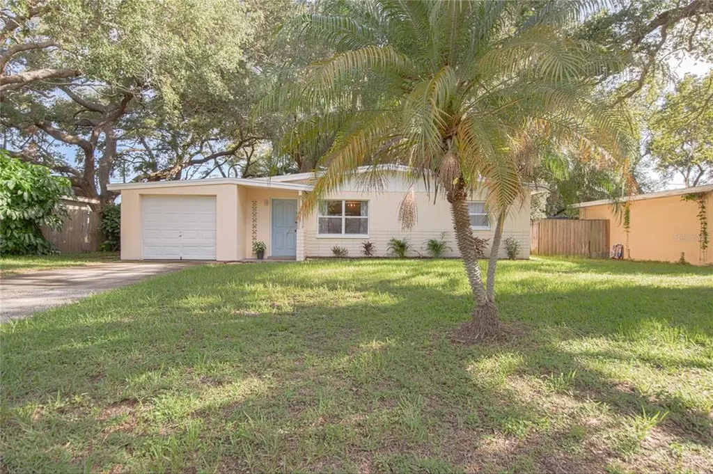 2955 Huntington Drive Largo FL 33771
