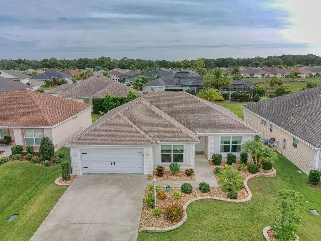 819 Incorvaia Way The Villages FL 32163