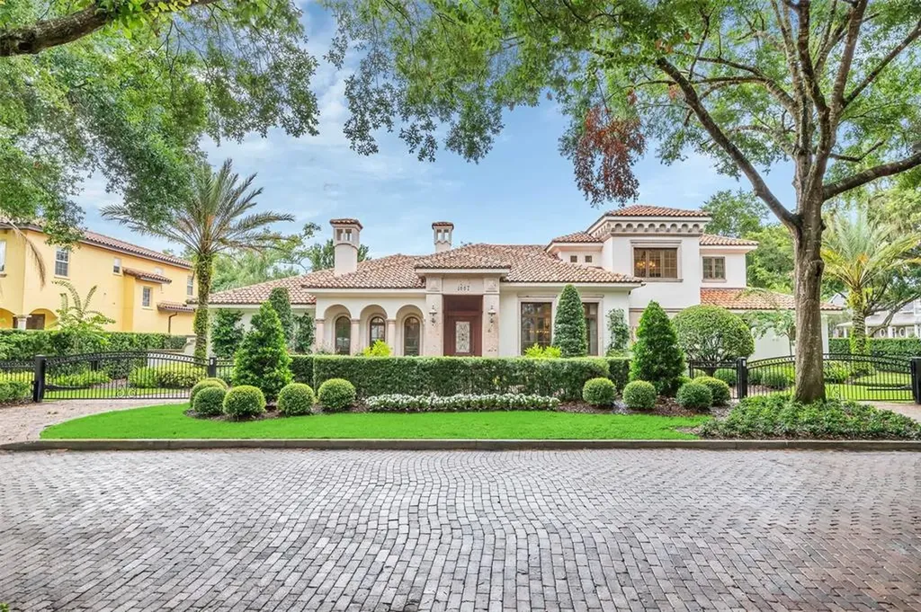 1667 Lasbury Avenue Winter Park FL 32789