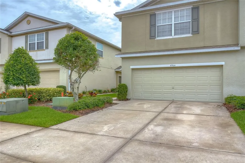 4964 White Sanderling Court Tampa FL 33619