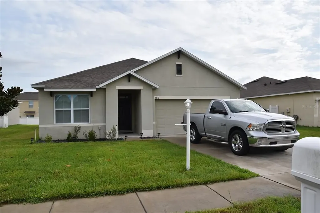 6031 Forest Ridge Lane Winter Haven FL 33881