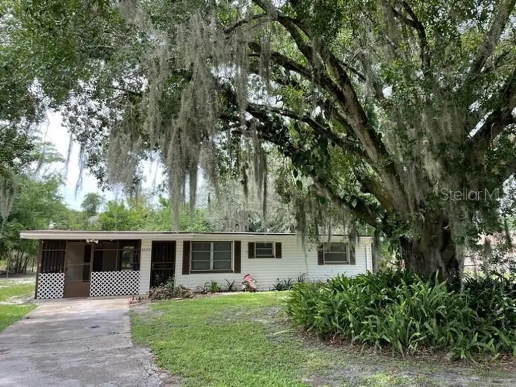 6205 El Camino Real Winter Haven FL 33880