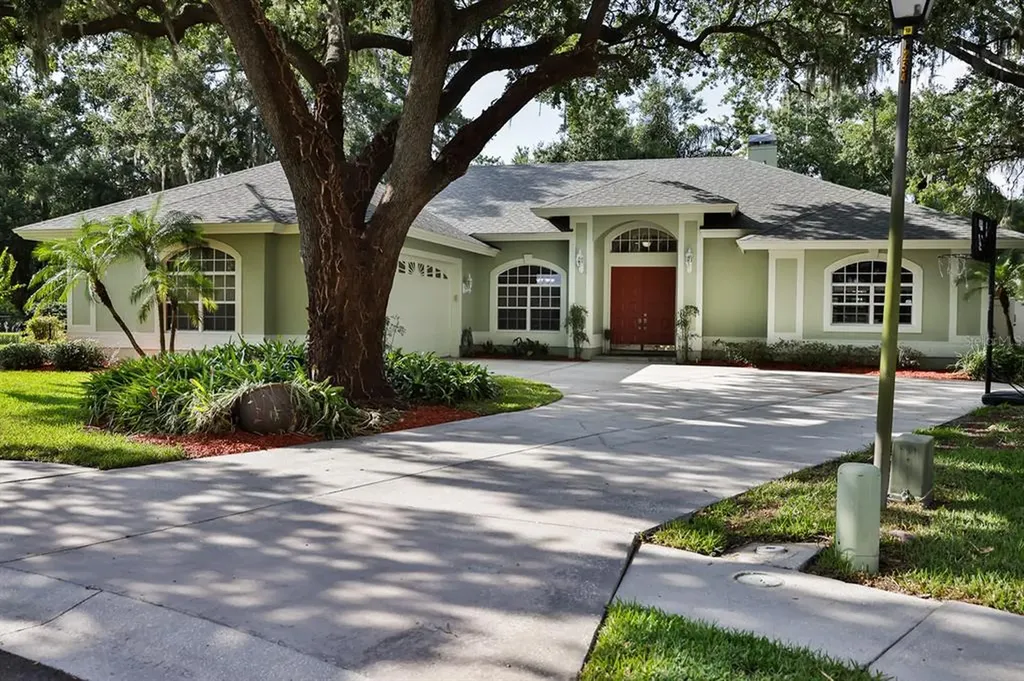 6546 Crescent Lake Drive Lakeland FL 33813