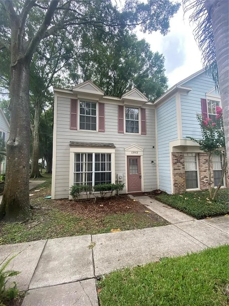 13913 Fletchers Mill Drive Tampa FL 33613