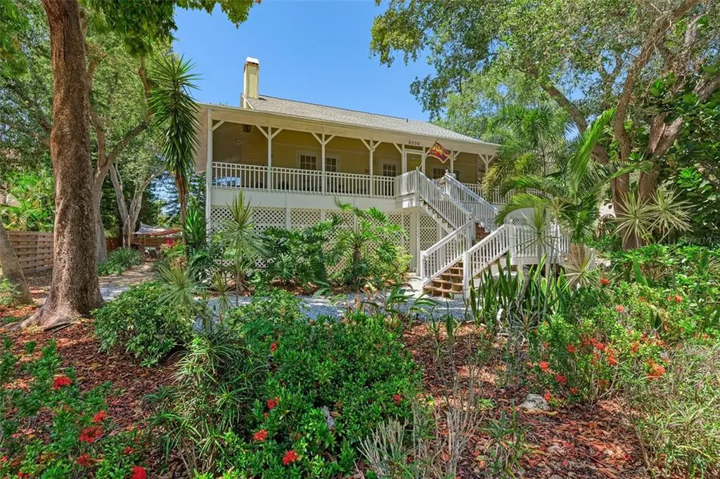 8006 17th Avenue W Bradenton FL 34209