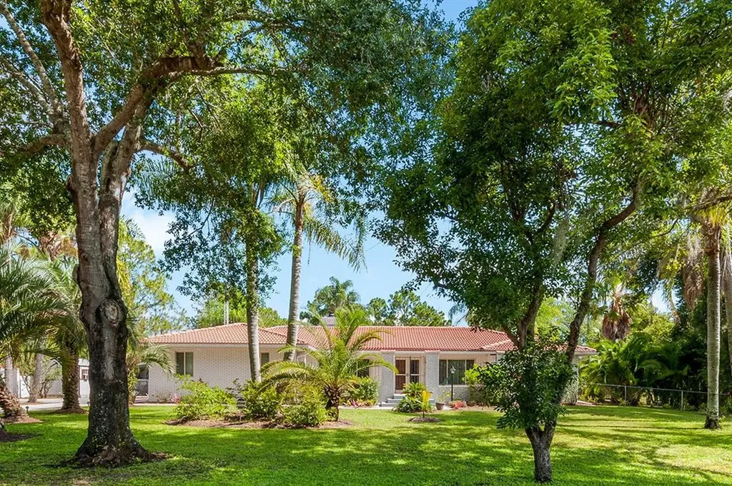 9595 Oakwood Drive Lake Wales FL 33898