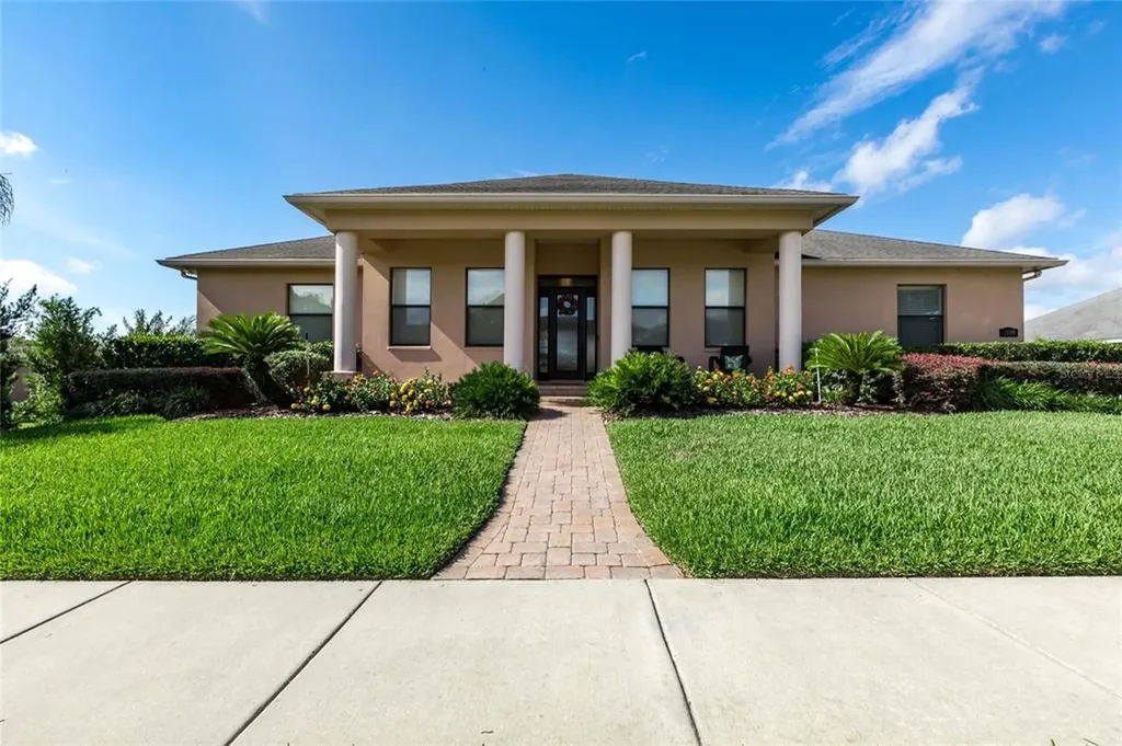 1995 Viewpoint Landings Road Lakeland FL 33810