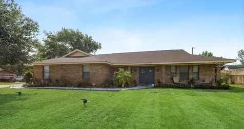 3185 Canterbury Street Deltona FL 32738
