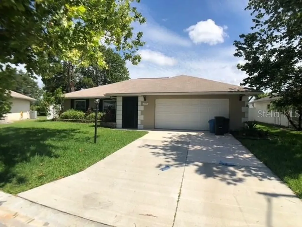 1954 Tarpon Court Wesley Chapel FL 33543