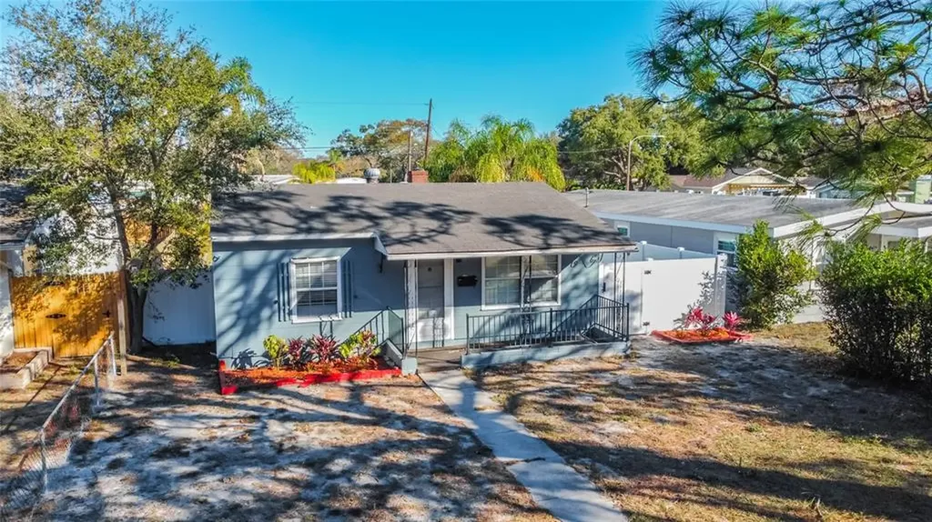 711 49th Avenue N St Petersburg FL 33703
