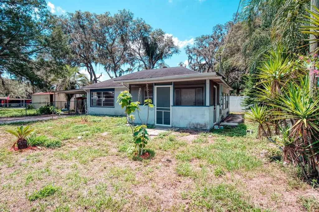 38246 Vinson Avenue Zephyrhills FL 33542