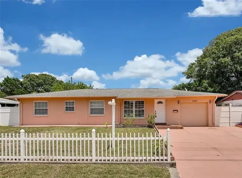 7585 16th Street N St Petersburg FL 33702