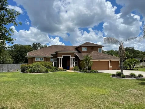 9450 Swift Creek Circle Dover FL 33527