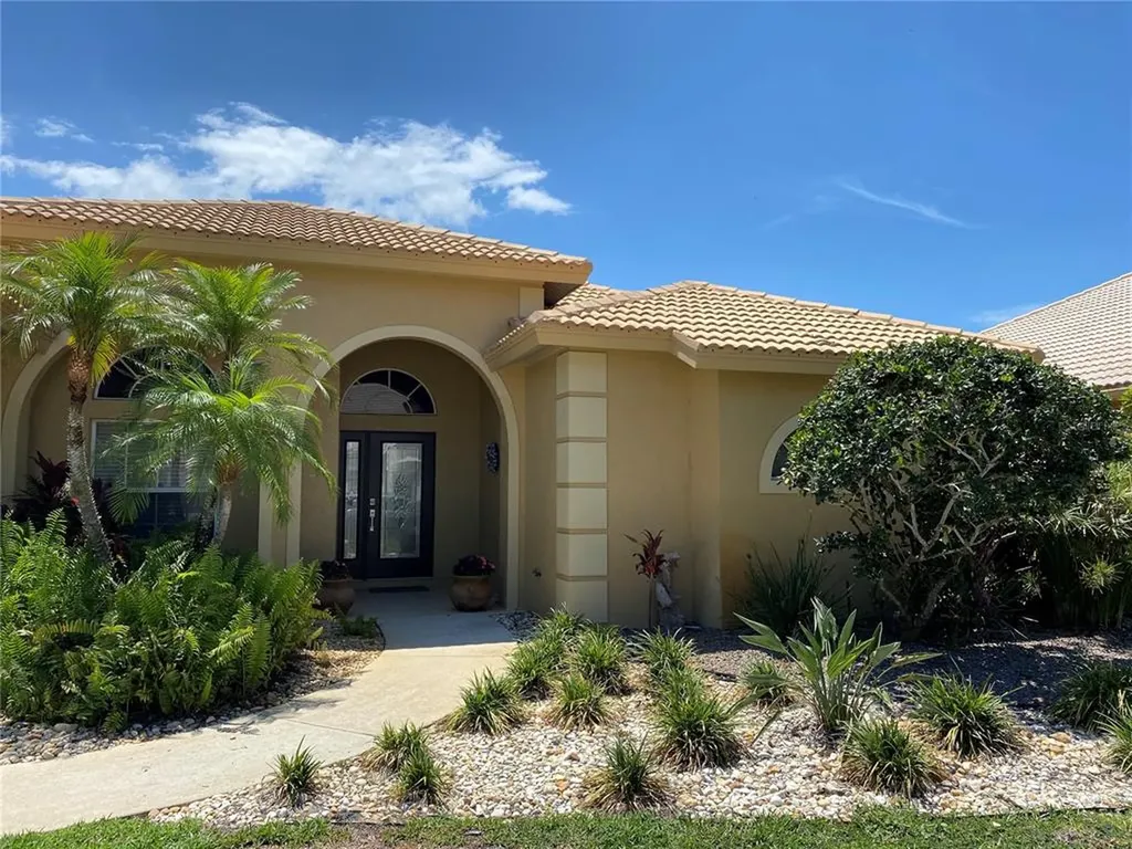8979 Huntington Pointe Drive Sarasota FL 34238