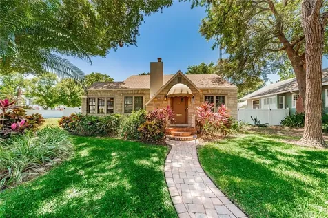 440 13th Avenue N St Petersburg FL 33701