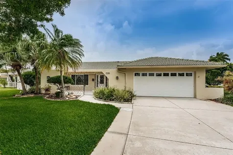 1391 50th Avenue NE St Petersburg FL 33703