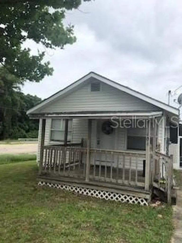404 Pearlwood Street Orlando FL 32811